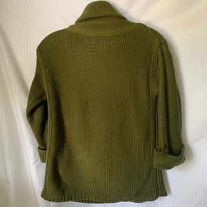 Old Navy Sweaters - Old navy olive knit 3/4sleeve fall sweater Old Navy Sweaters - Old navy olive knit 3/4sleeve fall sweater